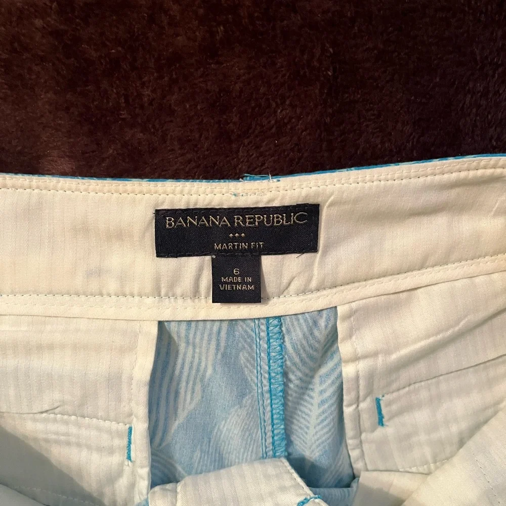 Banana Republic Blue Bermudas Lightweight Tailored - Picture 3 of 3